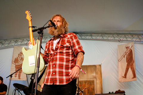 anders_orborne_guitar, music on main, victor idaho, 2011, jackson hole, teton valley live music