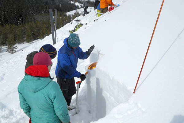 exum_mountain_guides_01, avalanche education classes. avalanche awareness, jackson hole, teton range