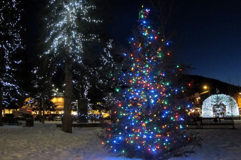 town square jackson hole christmas holiday celebration