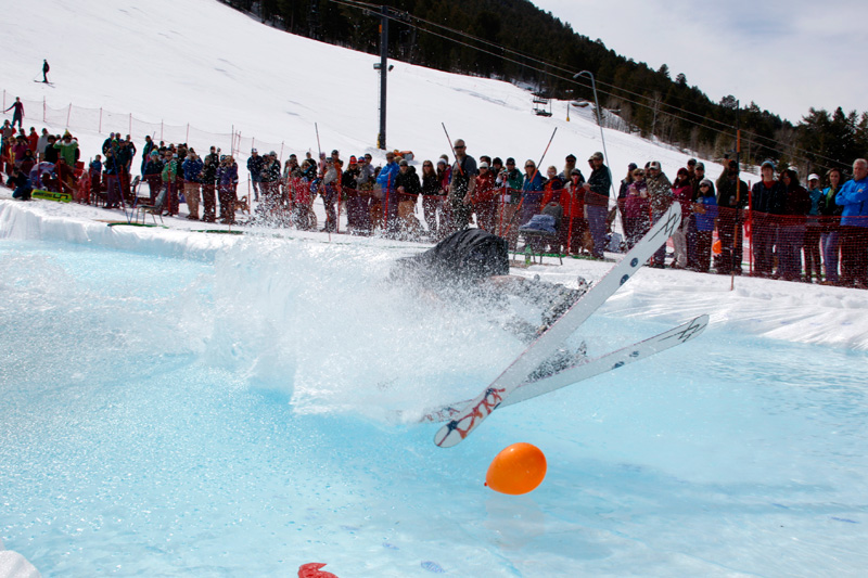 pond_skimming_02, pond skimming, jackson hole, snow king resort, st patricks day events, pond skiing