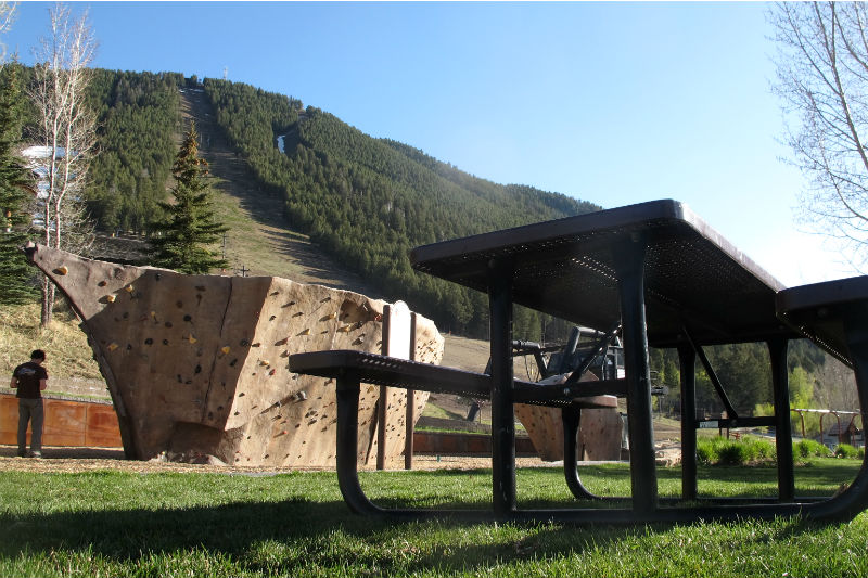 phil baux park boulder park benches