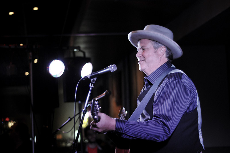 robert_earl_keen_14, robert earl keen, town square tavern, jackson hole wyoming